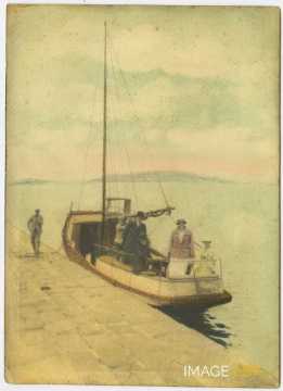 Voilier à quai