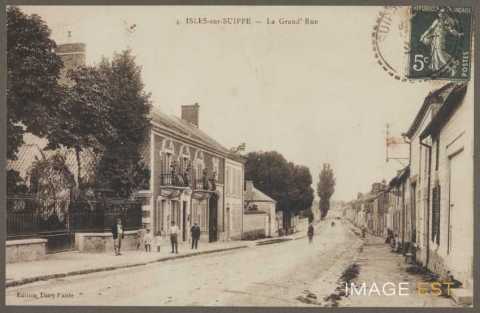 Grande Rue (Isles-sur-Suippe)