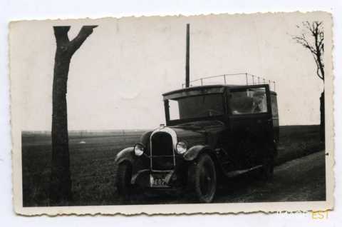 Voiture de livraison (Mars-la-Tour)
