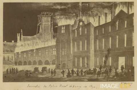 Palais ducal après l'incendie de 1871 (Nancy)