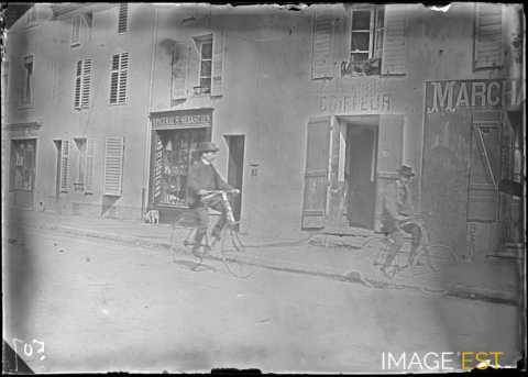 Cyclistes (Nancy)