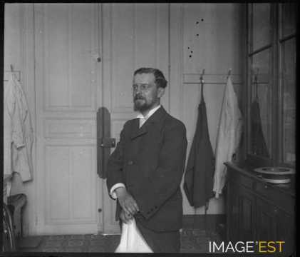 Lucien Nilus (1875-19..)