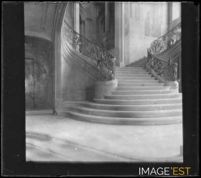 Escalier de l'hôtel de ville (Nancy)