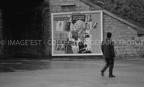 Panneau d'affichage électoral (Nancy)