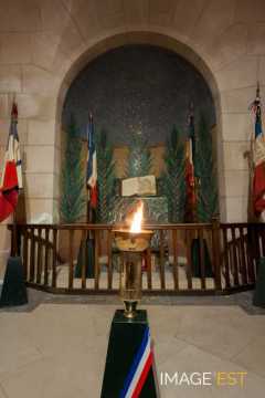 Cérémonie de la Flamme du Souvenir (Verdun)