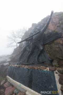 Monument du Hartmannswillerkopf (Wattwiller)