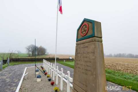 Cimetie?re militaire franc?ais (Chavannes-les-Grands)