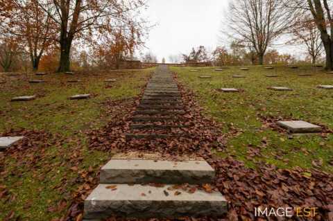 Cimetie?re militaire allemand (Illfurth)