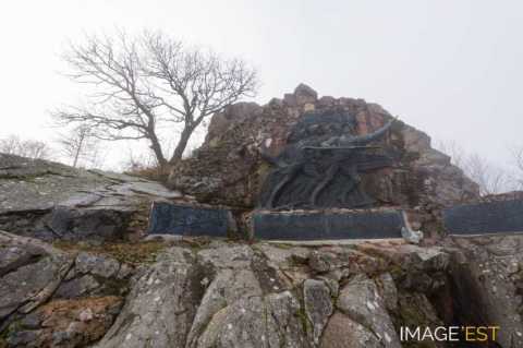Monument du Hartmannswillerkopf (Wattwiller)