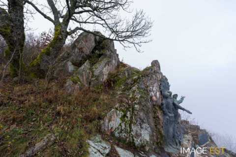 Monument du Hartmannswillerkopf (Wattwiller)