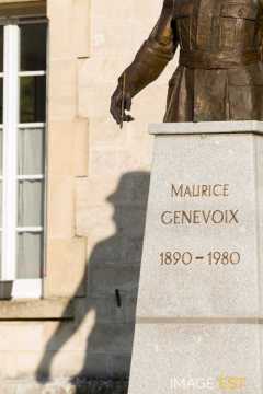 Statue de Maurice Genevoix (Les Éparges)