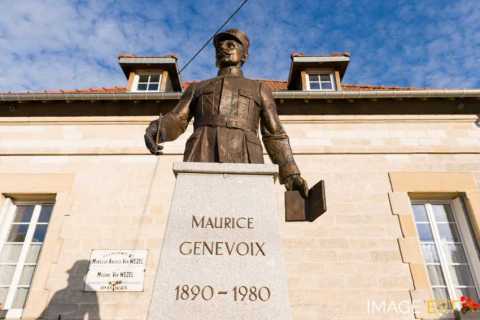Statue de Maurice Genevoix (Les Éparges)