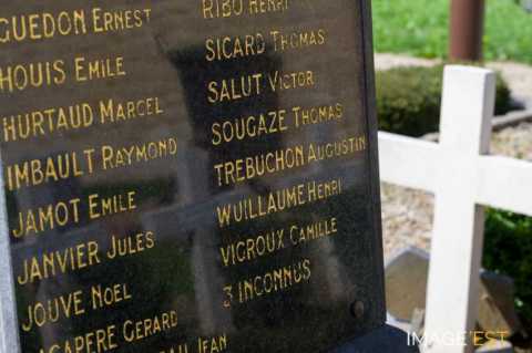 Tombe d'Augustin Trébuchon (Vrigne-Meuse)
