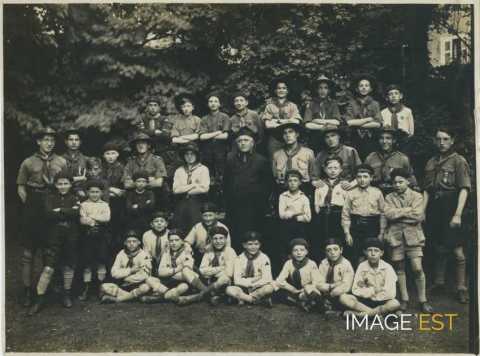 Scouts et louveteaux (Maxéville)
