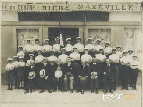 Groupe de gymnastes