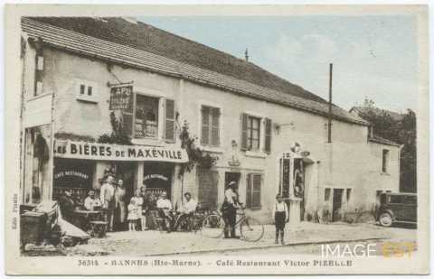 Café-restaurant (Bannes)