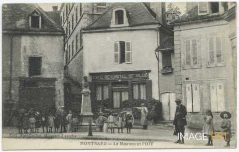 Monument Piot (Montbart)