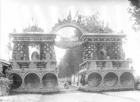 Arc monumental des usines Daum et Frühinsholz (Nancy)
