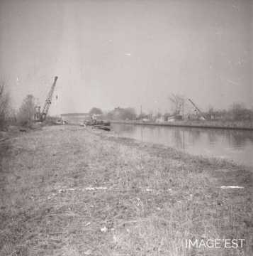 Canal de grand gabarit à Vandières