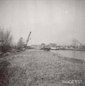 Canal de grand gabarit à Vandières