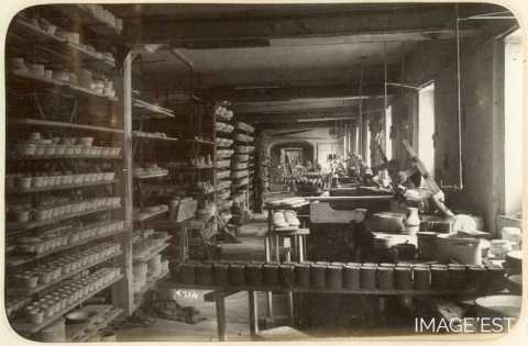 Atelier de calibrage au tour (Lunéville)