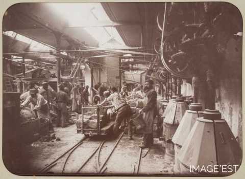 Atelier des broyeurs de la faïencerie Keller & Guérin (Lunéville)
