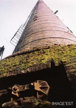 Cheminée des chaudières à vapeur (Réhon)