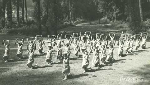 Exercices de gymnastique (Réhon)