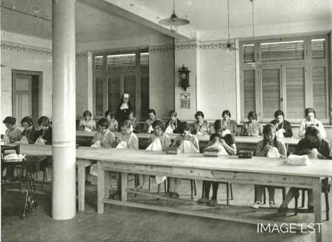 Cours de couture (Réhon)