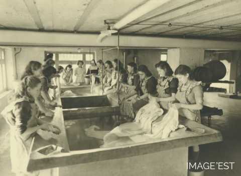 Cours de lessive (Réhon)
