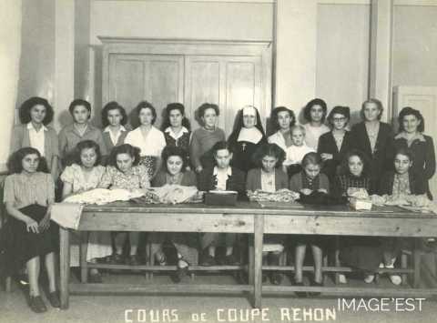 Cours de coupe (Réhon)