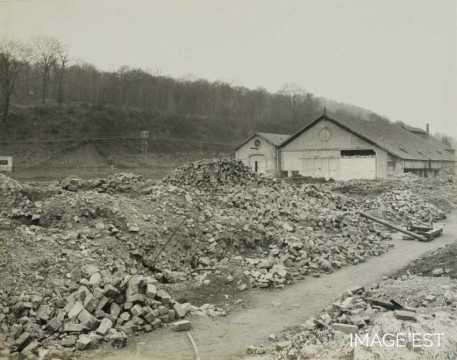 Destructions à l'usine de la Providence (Réhon)