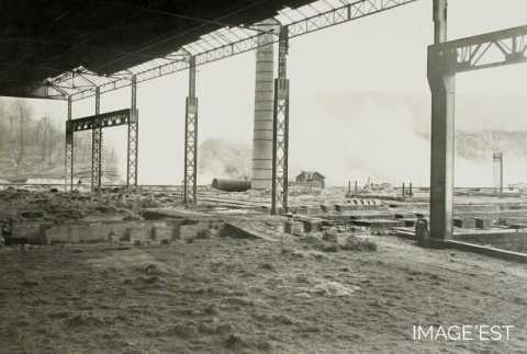 Destructions à l'usine de la Providence (Réhon)