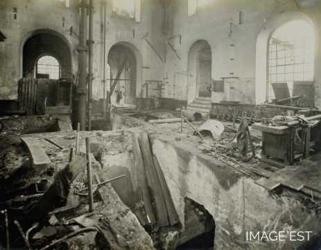 Destructions à l'usine de la Providence (Réhon)