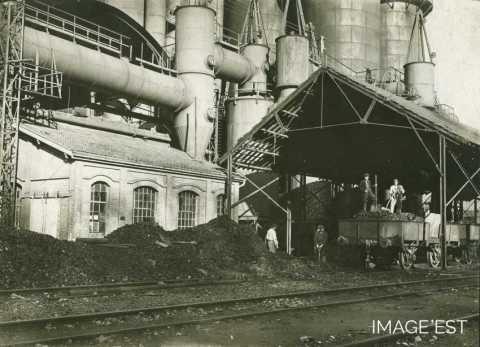 Déchargement des wagons de coke (Réhon)