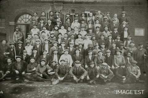 Equipe de la préparation de charge (Réhon)