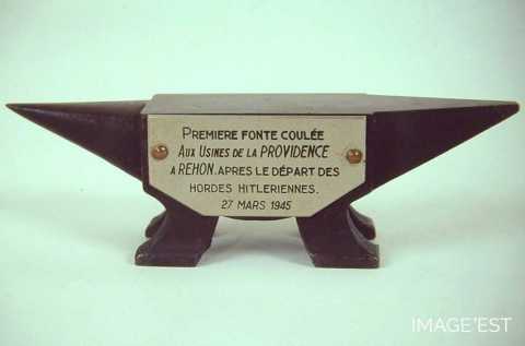 Première fonte coulée après guerre (Réhon)
