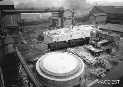Construction du haut fourneau n°7 (Réhon)