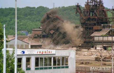 Dynamitage du haut fourneau n°4 (Réhon)