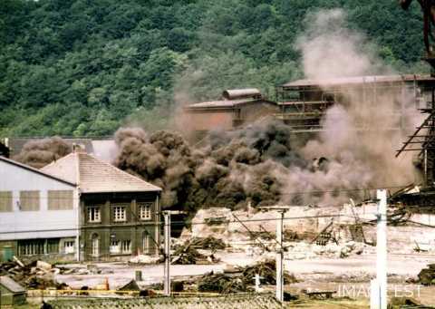 Dynamitage du haut fourneau n°4 (Réhon) en 1988