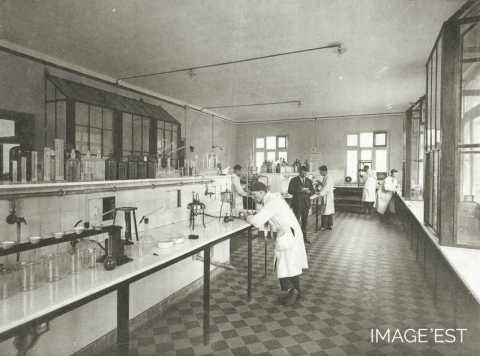 Laboratoire à la Providence (Réhon)