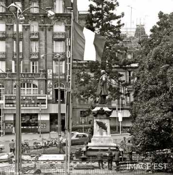 Opération de recul de la statue Thiers (Nancy)