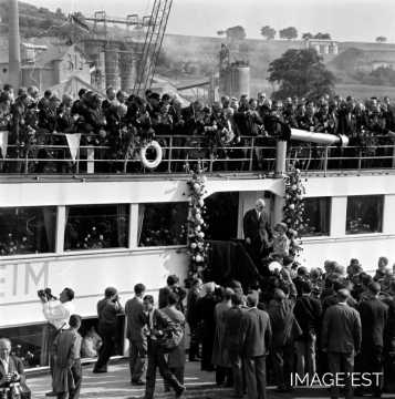 Inauguration de la Moselle canalise?e (Apach ?)