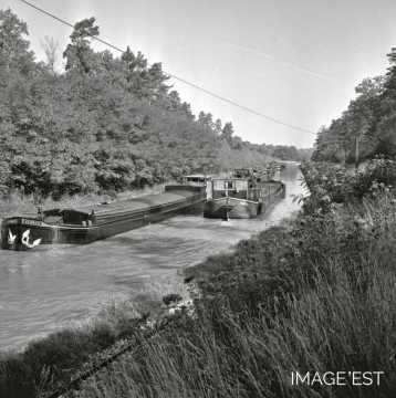 Péniches (Canal)