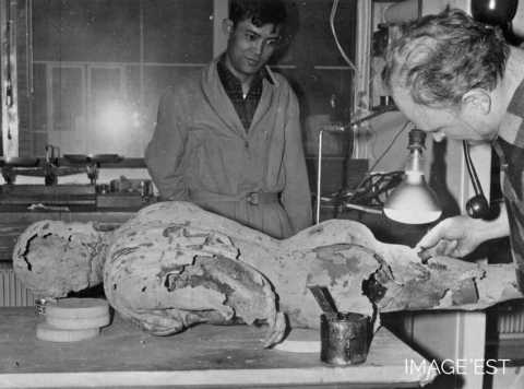 Restauration de la statue de l'Éphèbe (Jarville-la-Malgrange)