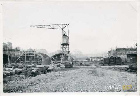 Chantier de reconstruction d'un pont (Sarrebruck)