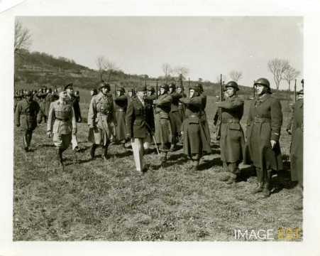 Revue militaire (Sarre)