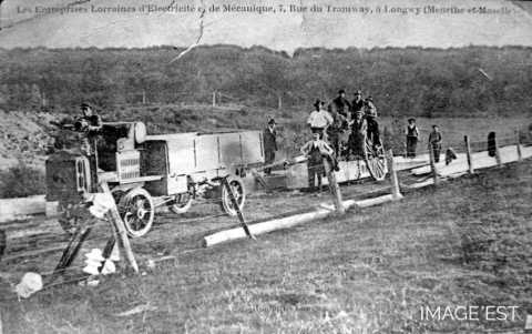Installation de pylones électriques (Longwy)
