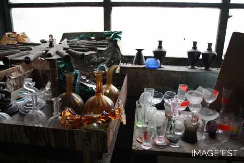 Série de carafes et verres en cristal (Portieux)