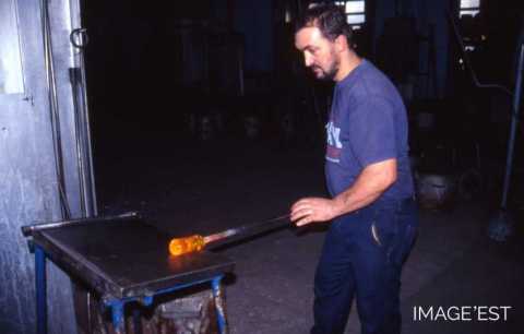 Utilisation d'un pontil (Portieux)